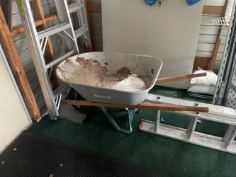 Wheel barrel