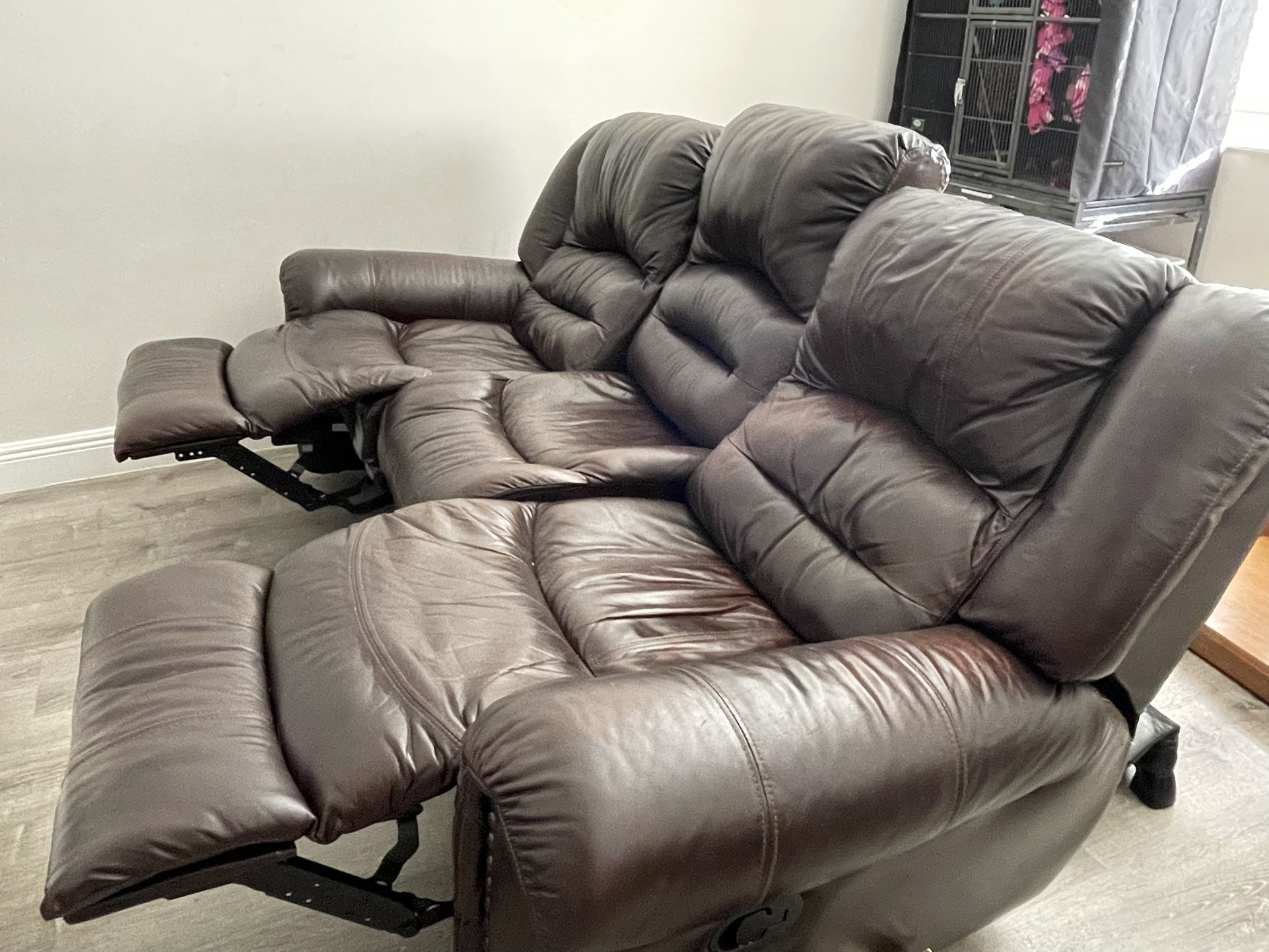 Reclinable Leather Couch Sofa