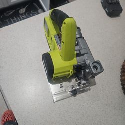 RYOBI
ONE+ HP 18V Cordless Handheld Wet/Dry Masonry Tile Saw (Tool Only)