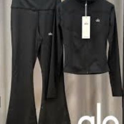 Luxury alo Flared Leggings And Zip Up Hoodie Black 2 Piece Set Large 