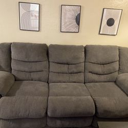 Couches (2 ) 