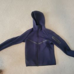 Mens small Nike Tech jacket