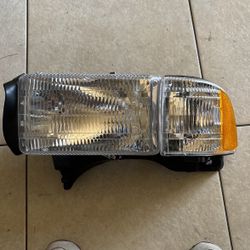 94 Dodge Ram Head Lights “two Pair”
