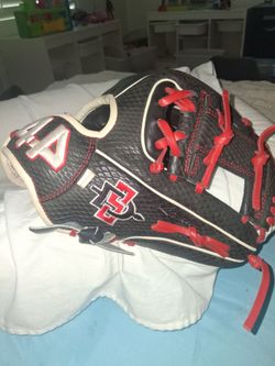 San Diego State Baseball Glove