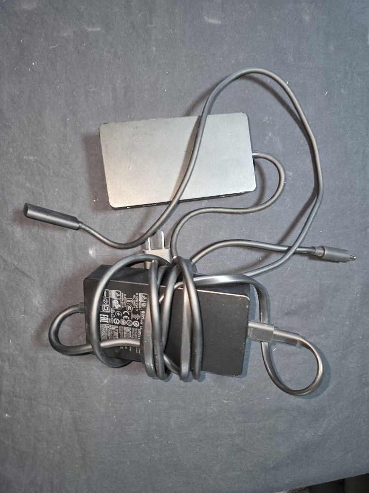 Microsoft Surface Dock 2
