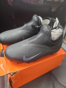 Nike Soccer Cleats Black