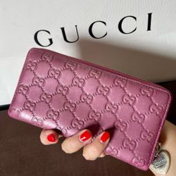 Authentic Purple Metallic Leather Gucci Wallet With Heart Shape Zipper