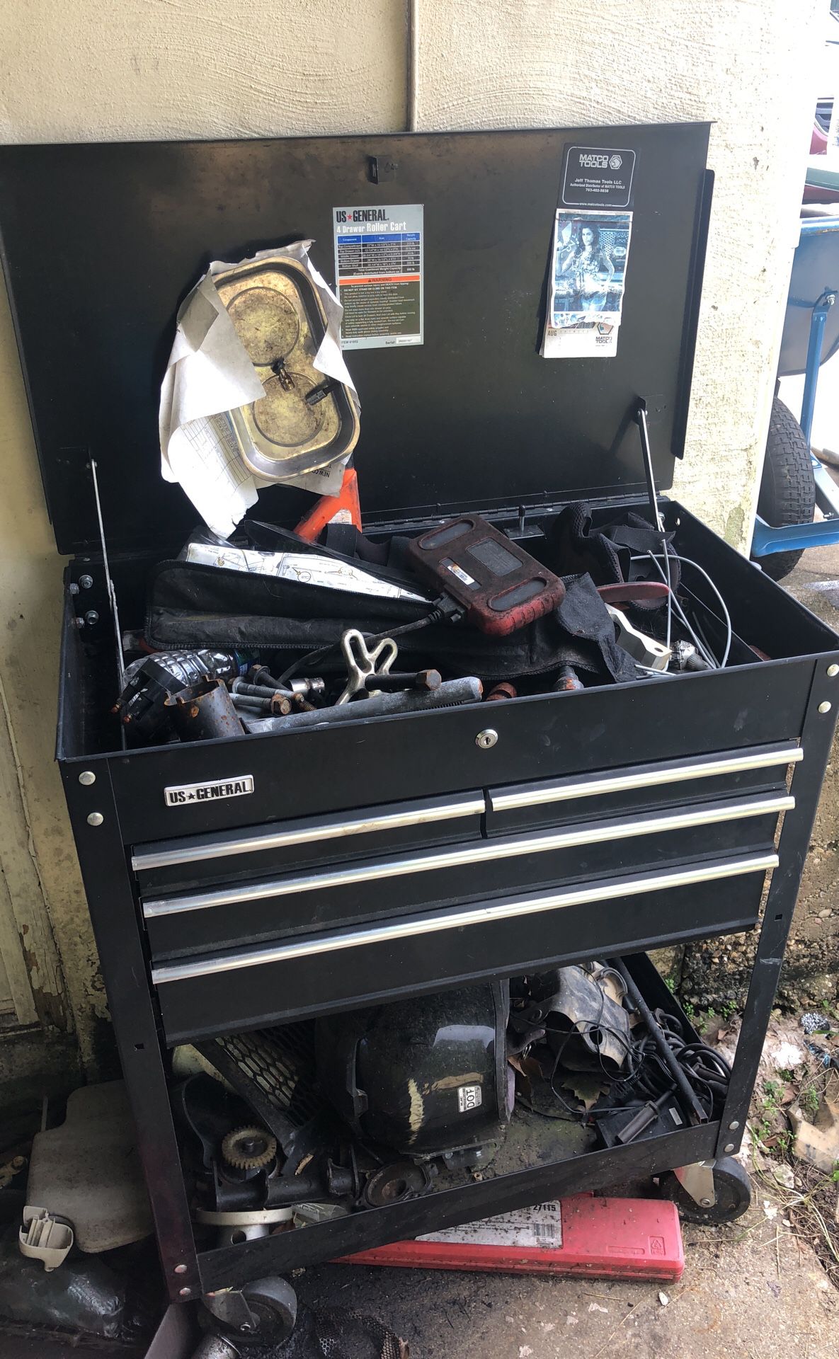 US GENERAL BRAND TOOL BOX FOR SALE