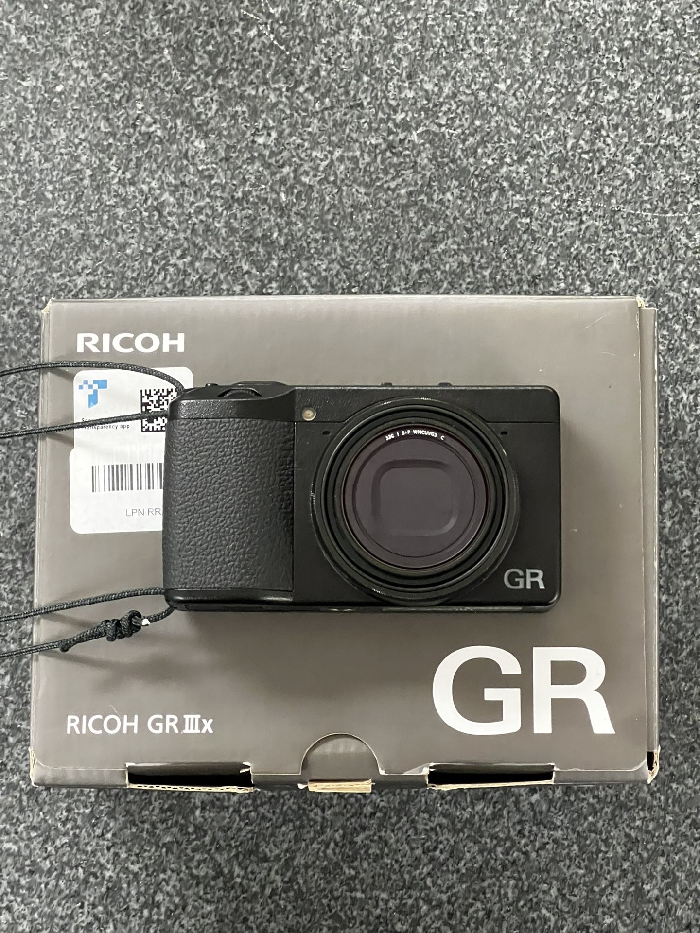 Ricoh GRiiix