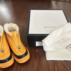 Gucci Unisex Kids Yellow Patent Wool Liner Ankle Rain Boots