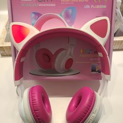 Wireless Light-up Cat Ear Headphones