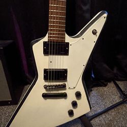 Epiphone goth explorer modded