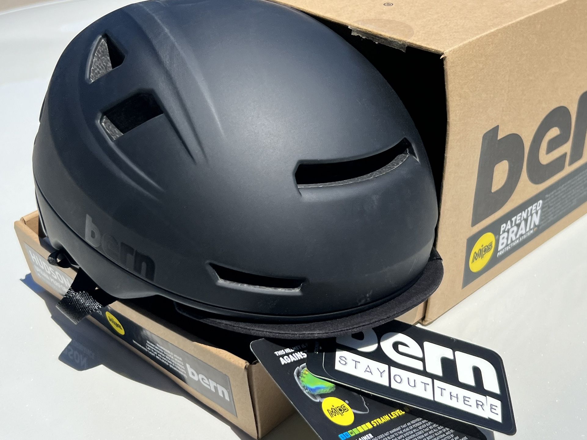 Bern Hudson Ebike Helmet (NIB)