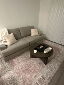 Couch + table - must pick up