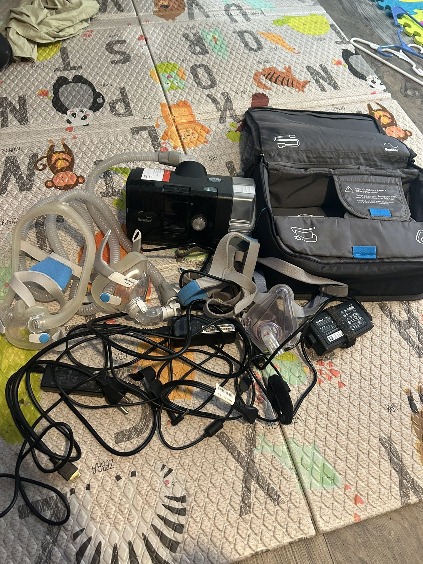 C Pap Sleep Apnea Machine Full Set 3 Head Sets And Travel Kit