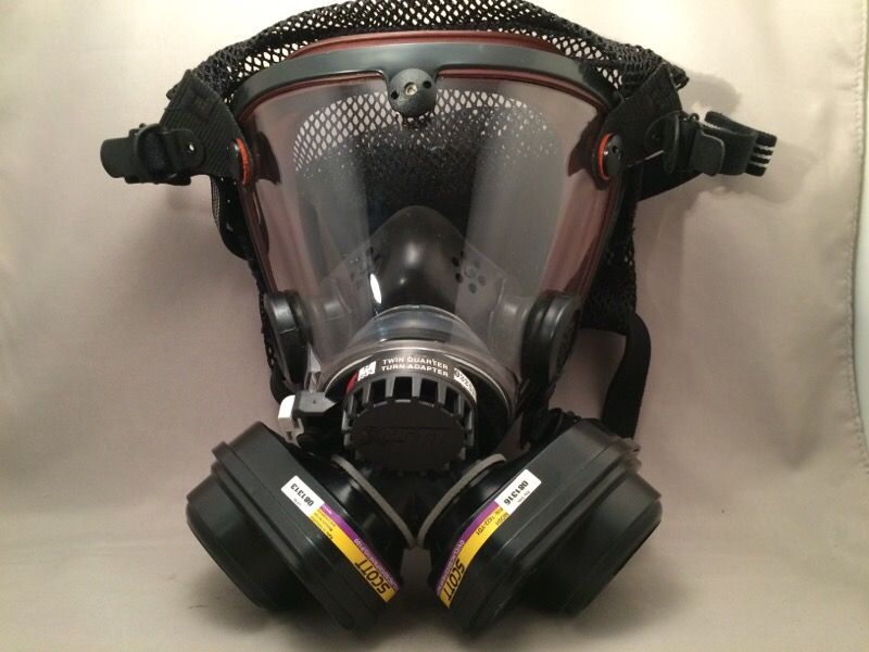 Scott AV2000 face piece w/1/4 turn adapter Size(XL) for Sale in ...