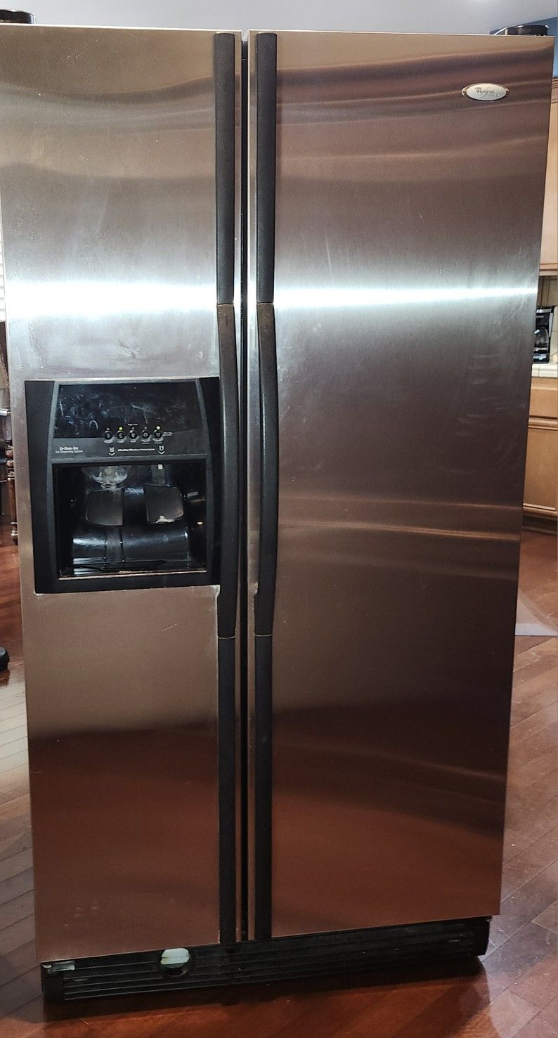 Whirlpool Refrigerator 