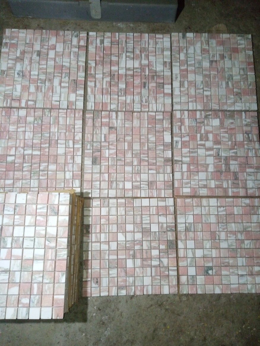 33 Piesas