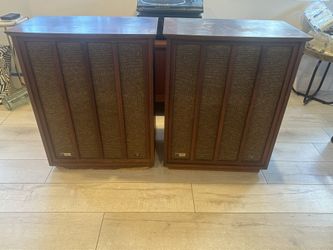 Fisher XP10 Vintage Speakers
