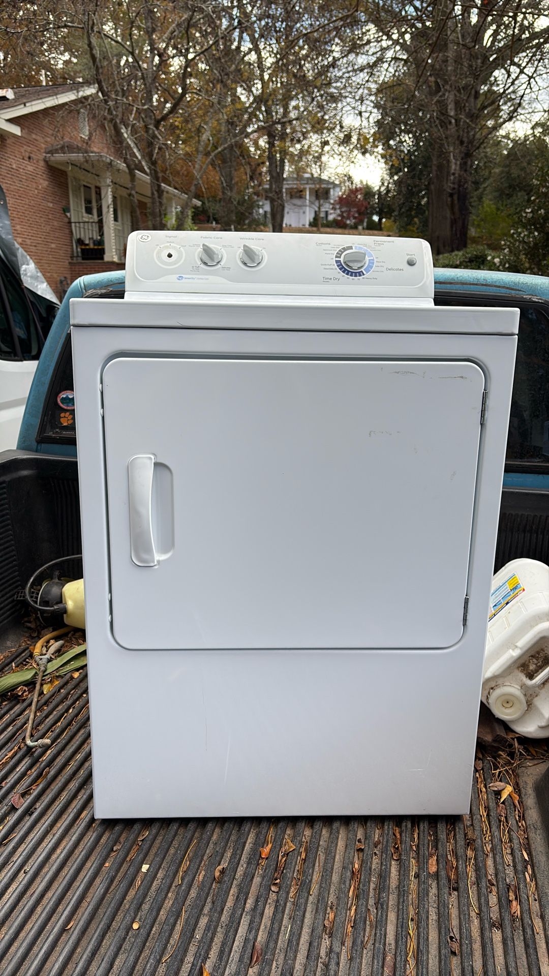Clothes Dryer - FREE