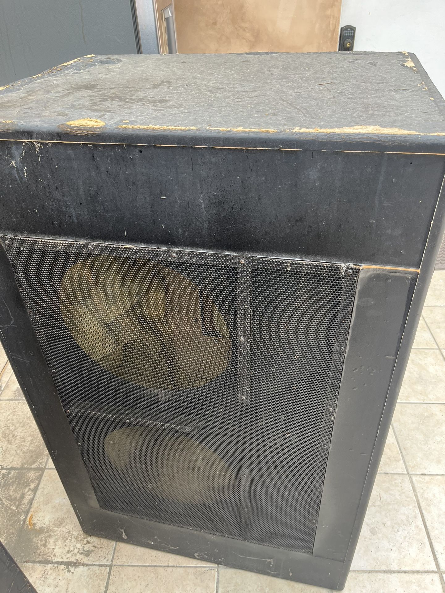 Free 2 X 15” Subwoofer Box