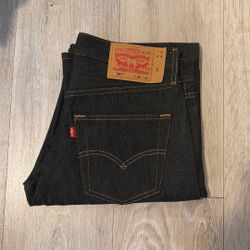 Levi 501 Black Rigid