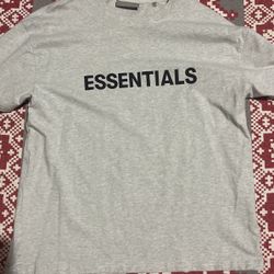 Essentials Tee