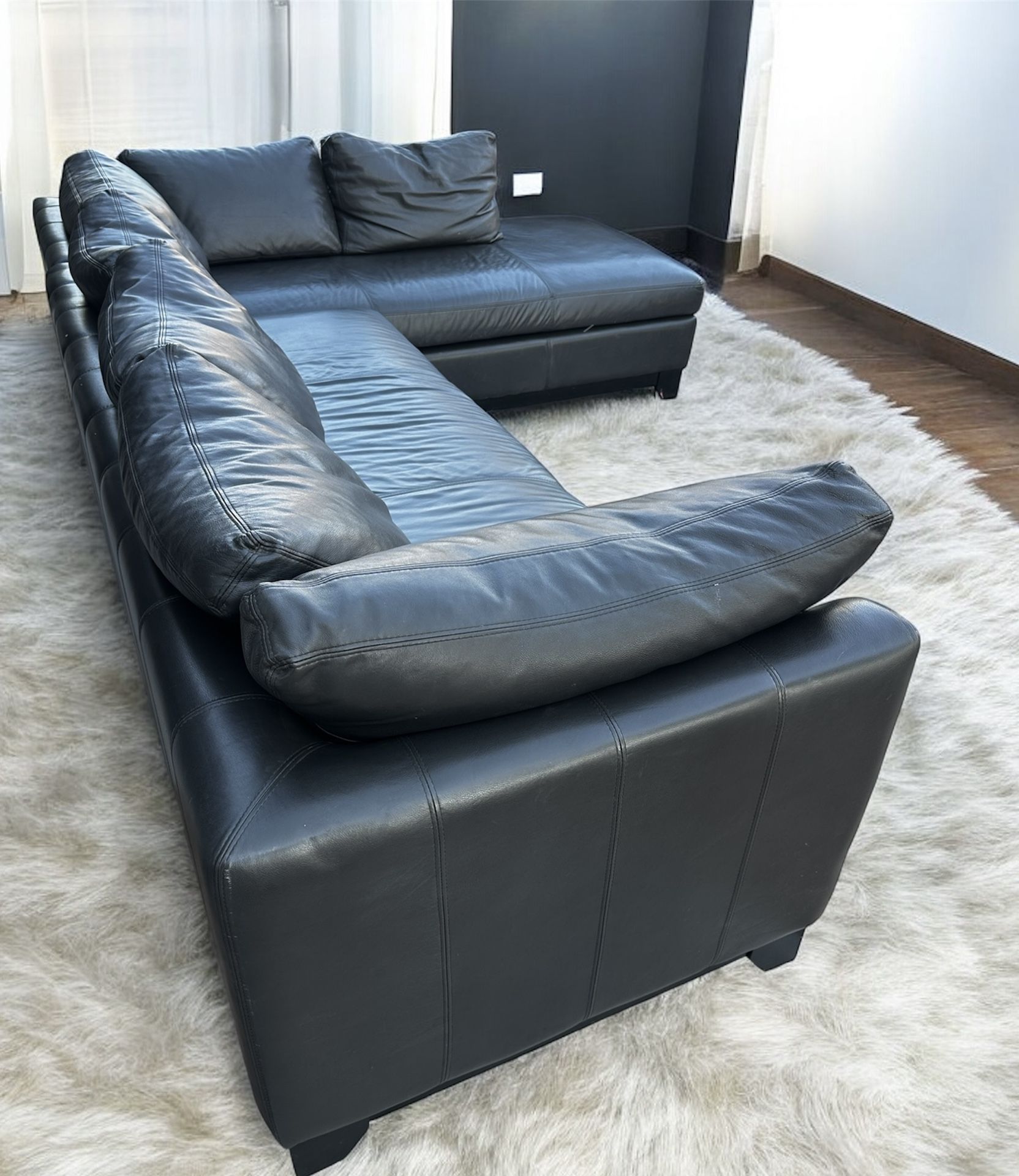 Free Delivery Grey Leather Sectional Couch
