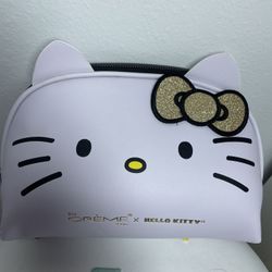 Hello Kitty Crème Shop Cosmetic Make Up Pouch