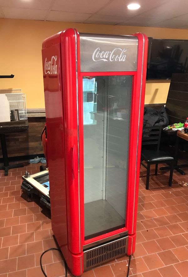 True vintage coke cooler for Sale in Anaheim, CA OfferUp