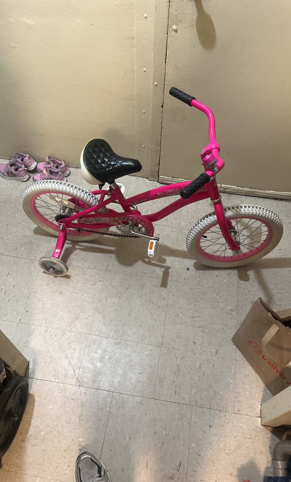 Diamond Back 16” Bike Toddlers