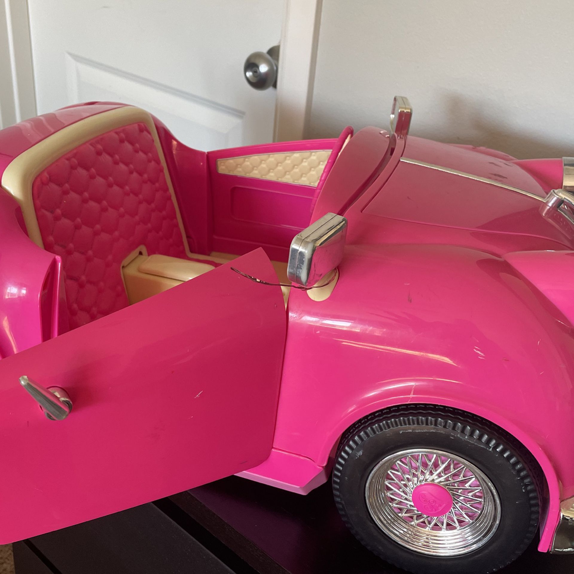 OUR GENERATION/AMERICAN GIRL DOLL COUPE/CAR