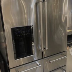 Kitchen aid Only Used 4 Months 