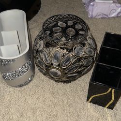 Makeup/Toiletry Storage