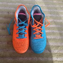 Lebron NXXT. Gen.. Size 11 . Very Clean. 