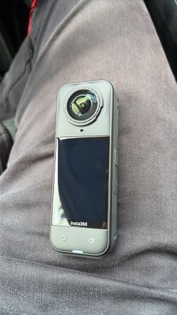 Insta360 x5