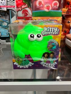 Kitty Squeeze Squishy Toy
