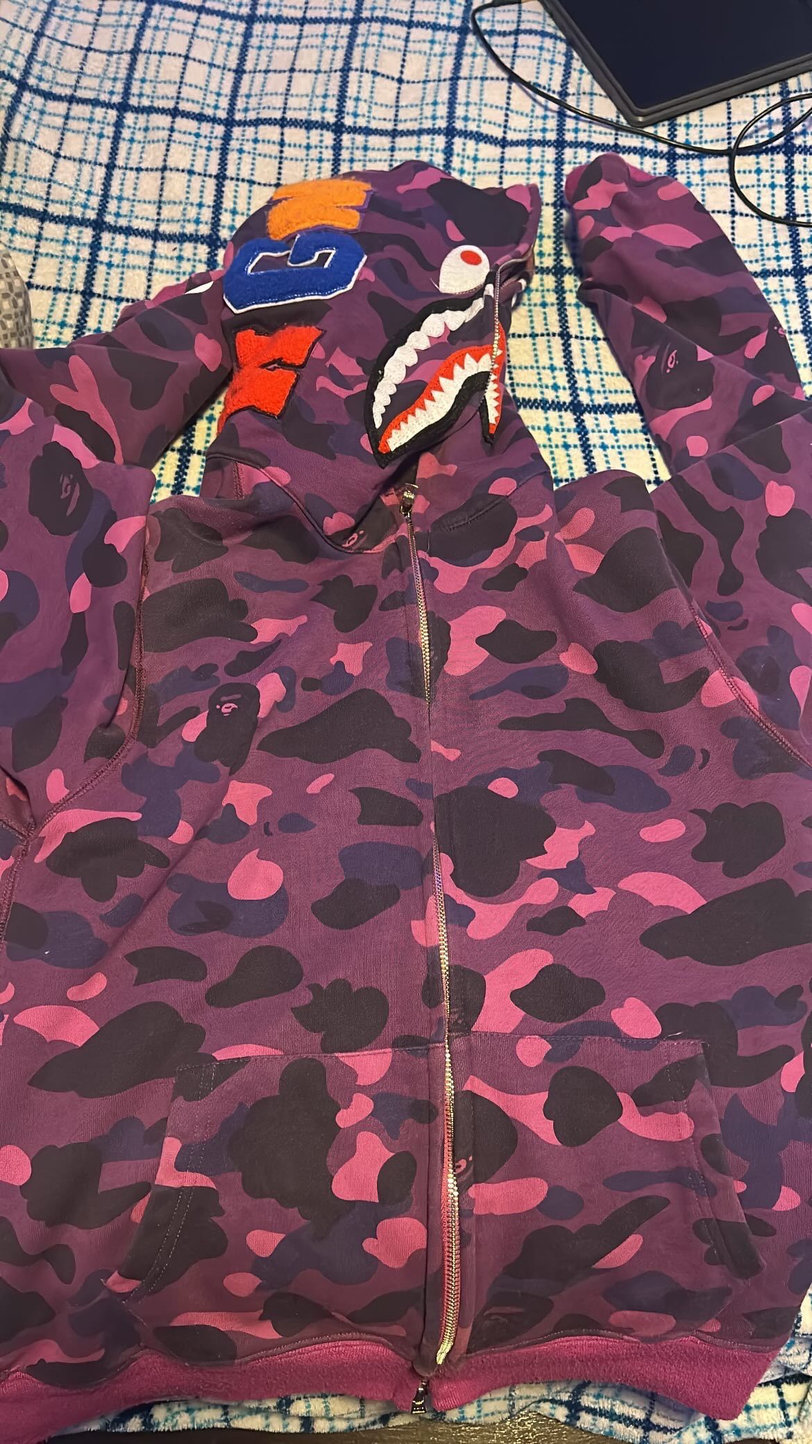 Bape Hoodie (need Gone ASAP )