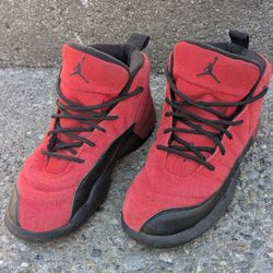 3y Kids Jordan 12 