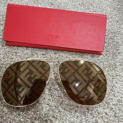 Fendi Sunglasses 