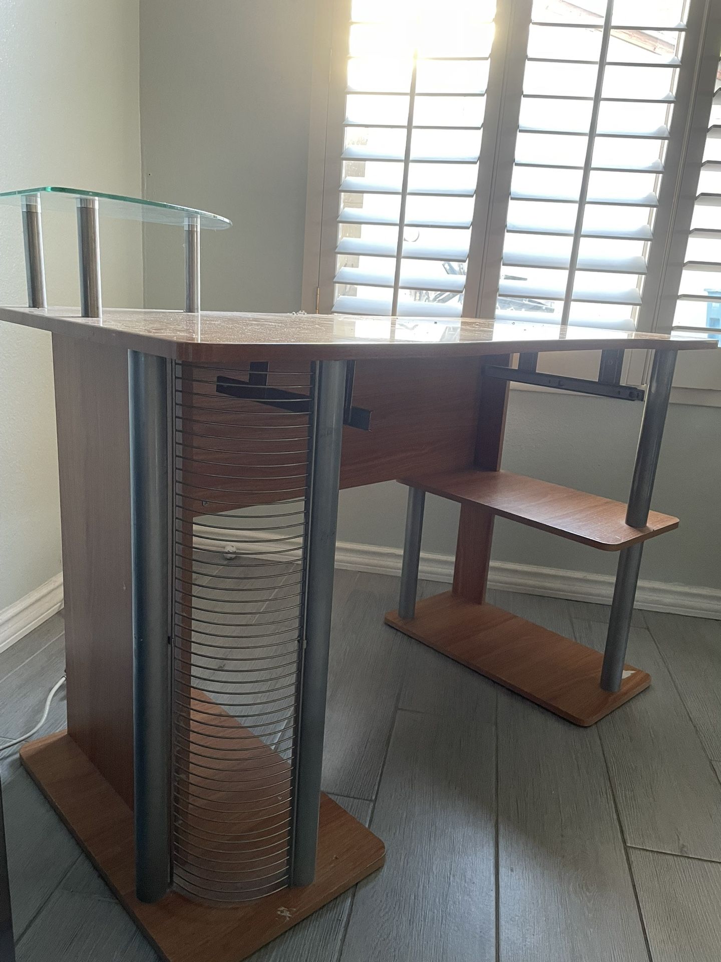 Free Computer Desk