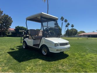 Club car 4 passenger golf cart
