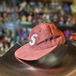 Suede SUPREME 6 Panel S CAP BURGUNDY W/ Tag for Sale in Los Angeles, CA -  OfferUp