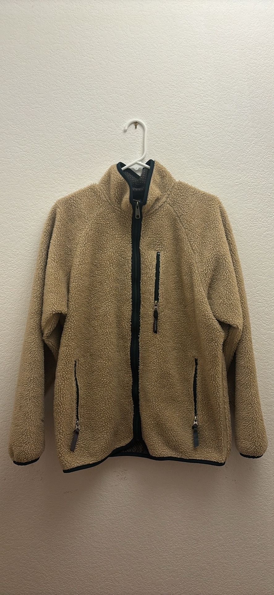 Large Patagonia Fleece Jacket