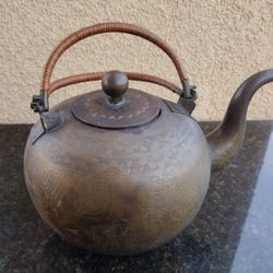 Chinese antique copper kettle
