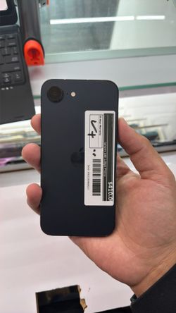 iPhone 16e 128gb (unlocked)