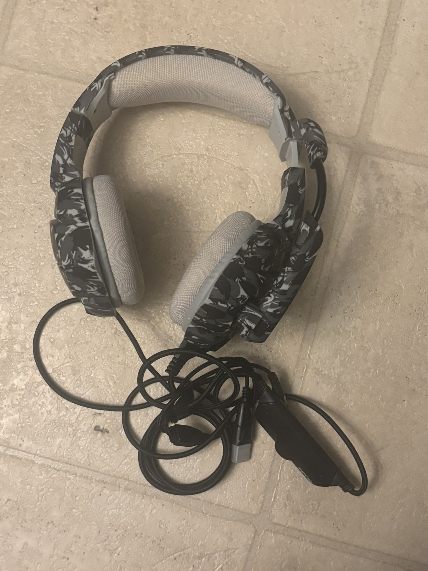 Onikkuma Grey Camo Gaming Headset