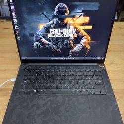 Razer  Blade 14  AMD Ryzen 9 RTX 4070 Upgraded !