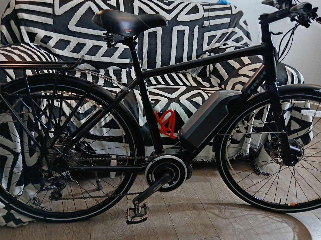 Excellent condition 2017 Trek Electric conduit, $700