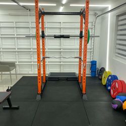 Power Rack / Suat Rack / Home Gym + Free Barbell